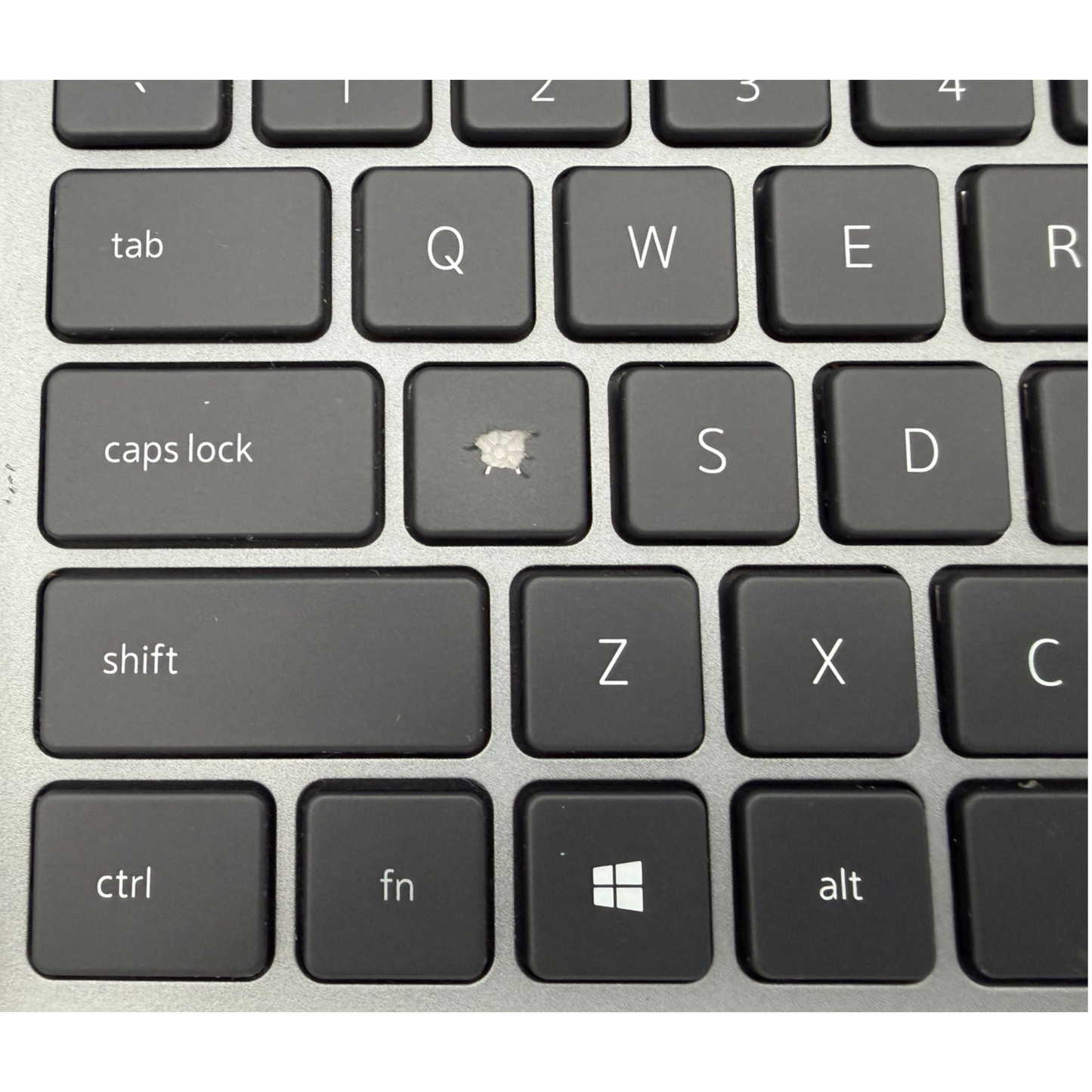 Dell Latitude 5320 13.3" FHD 2-in-1 Touchscreen Laptop - Intel Core i7-1185G7/32GB RAM/512GB SSD/Windows 11
