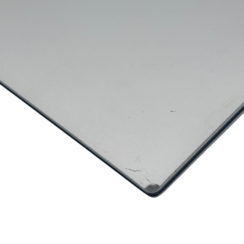 Dell XPS 15 9520 15.6" FHD+ Laptop - Intel Core i7-12700H/16GB RAM/512GB SSD/NVIDIA RTX3050Ti/Windows 11