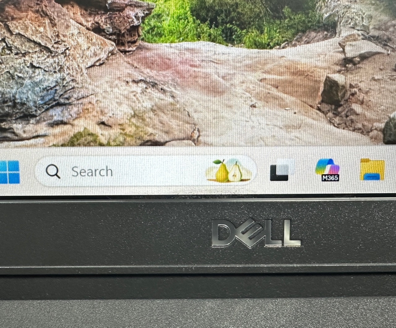 Dell Latitude 3420 14" FHD Laptop - Intel Core i7-1165G7/16GB RAM/512GB SSD/Windows 11