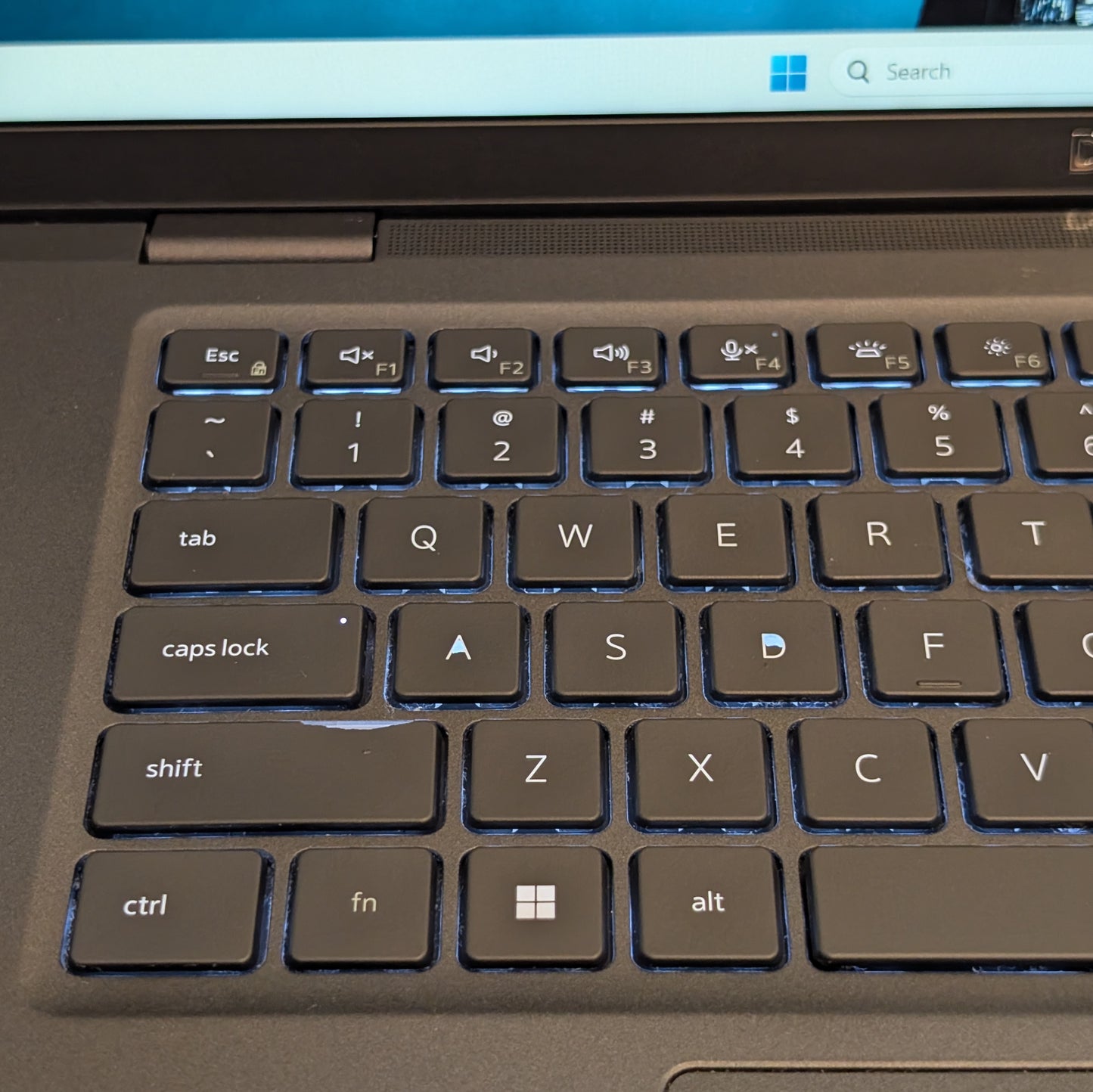 Dell Latitude 7530 15.6" FHD Laptop - Intel Core i5-1245U/16GB RAM/512GB SSD/Windows 11